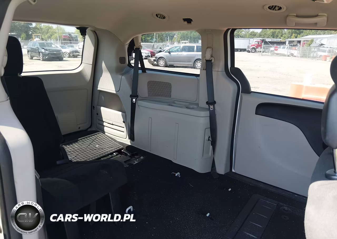 2017 Dodge Grand Caravan Se VIN:2C4RDGBGXHR667013 - 8