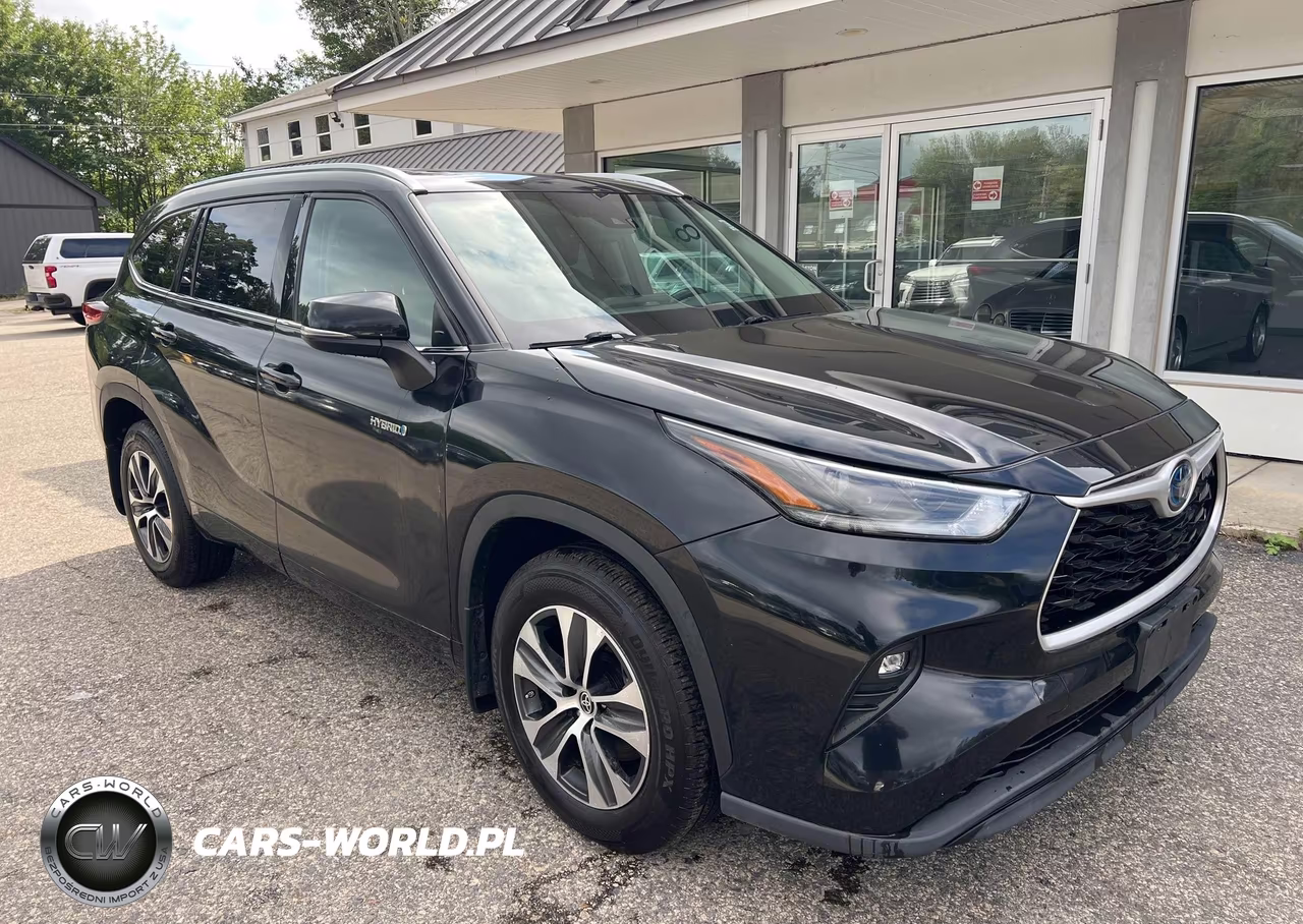 2021 Toyota Highlander Hybrid Xle