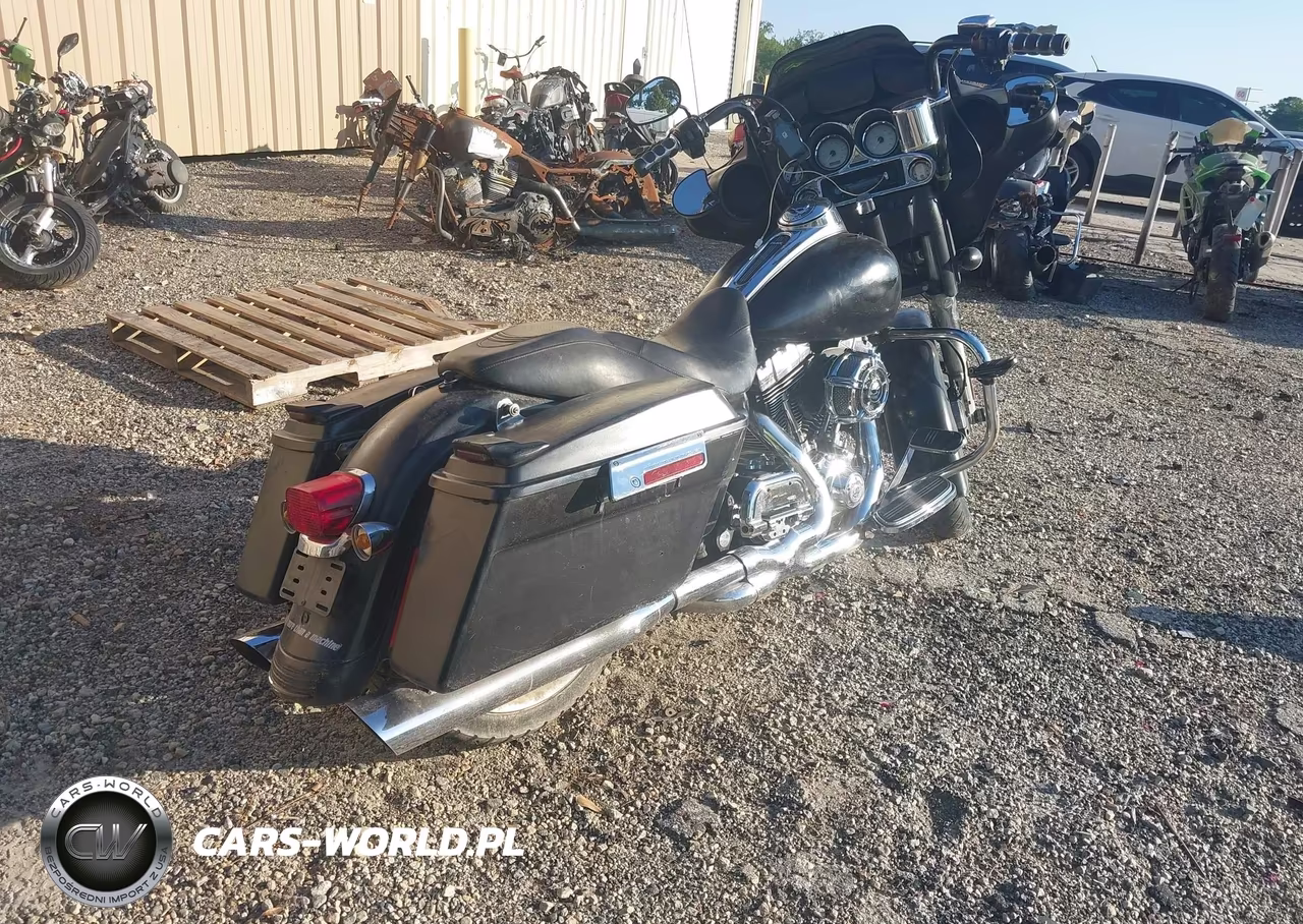2009 Harley-Davidson Flhx VIN:1HD1KB4109Y654863 - 4
