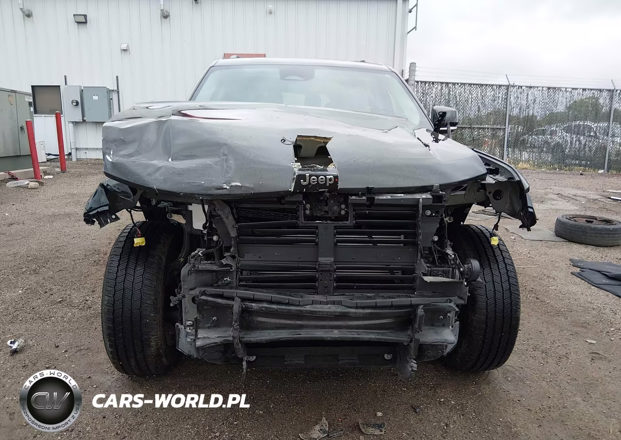 2023 Jeep Grand Cherokee L Limited 4X4 VIN:1C4RJKBG7P8730459 - 13