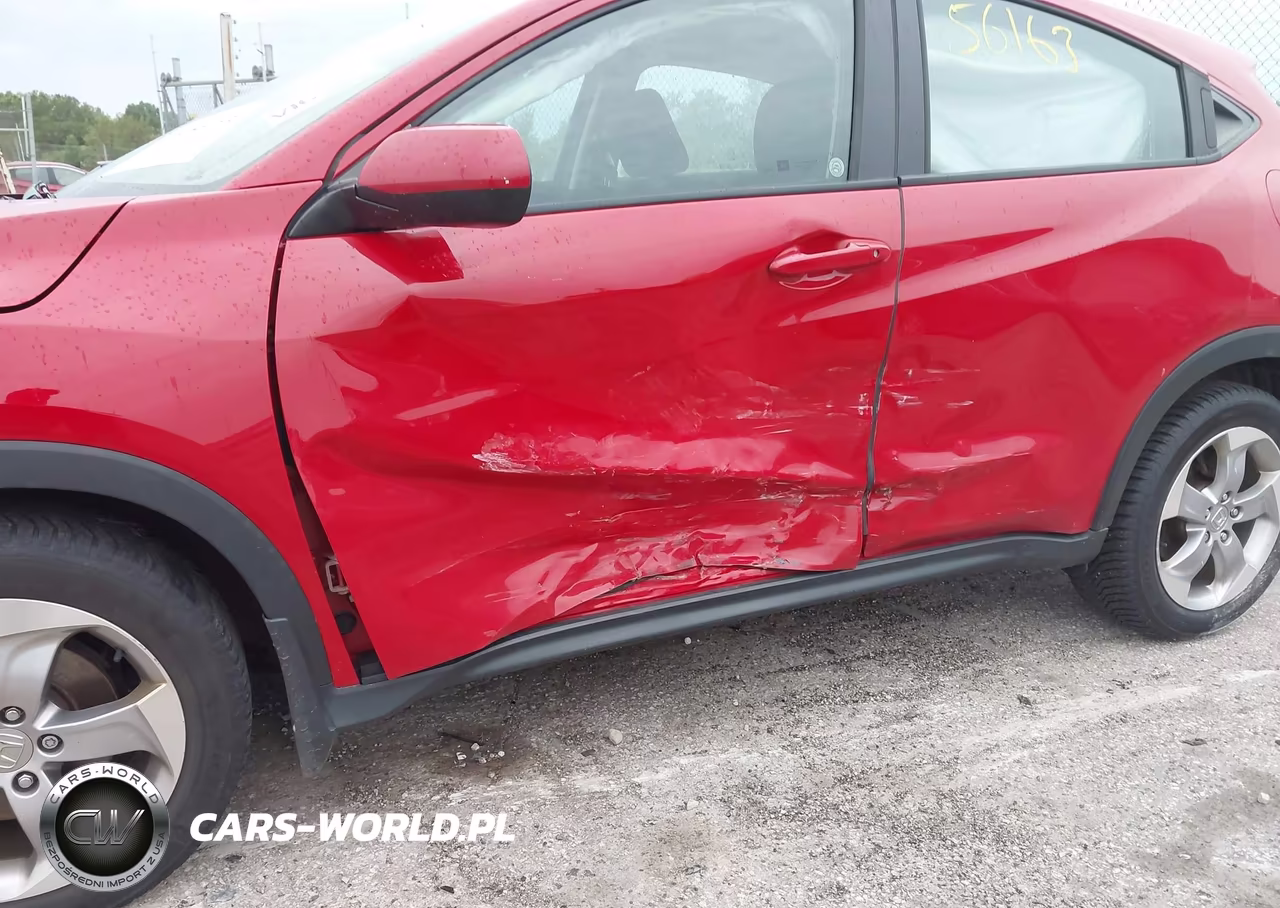 2018 Honda Hr-V Lx VIN:3CZRU6H34JG718994 - 6