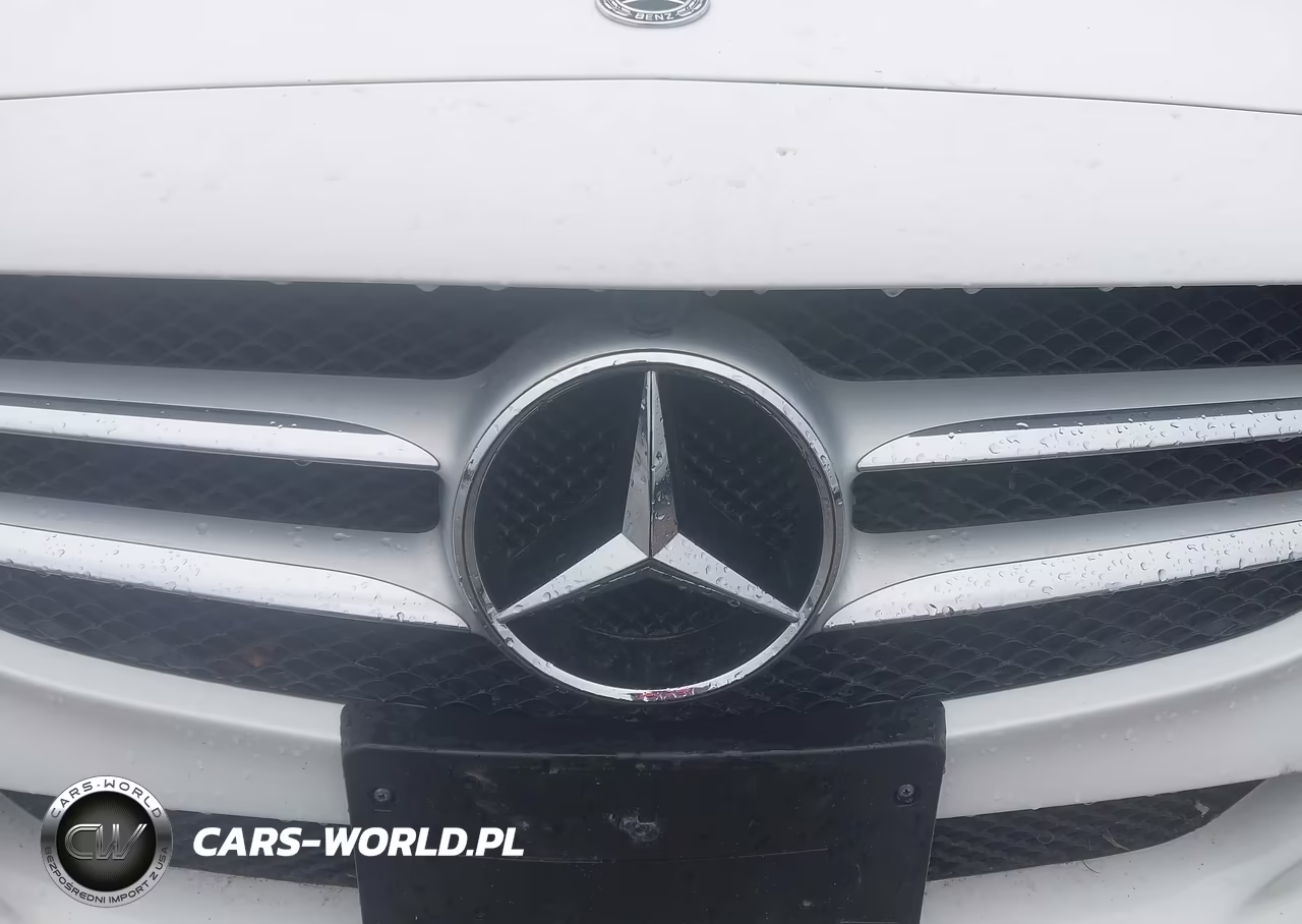 2018 Mercedes-Benz C 300 VIN:55SWF4JB3JU240306 - 6