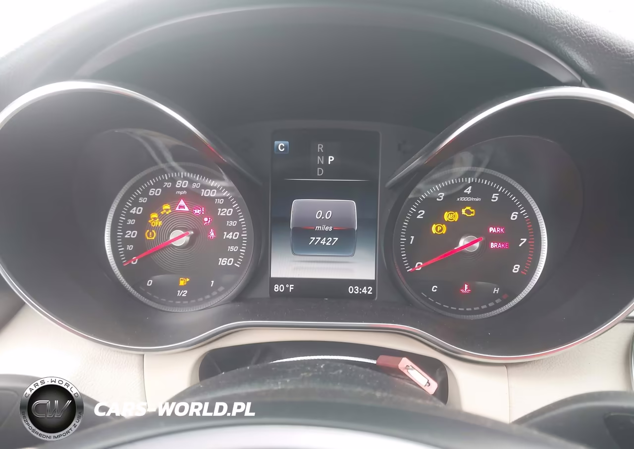 2018 Mercedes-Benz C 300 VIN:55SWF4JB3JU240306 - 7