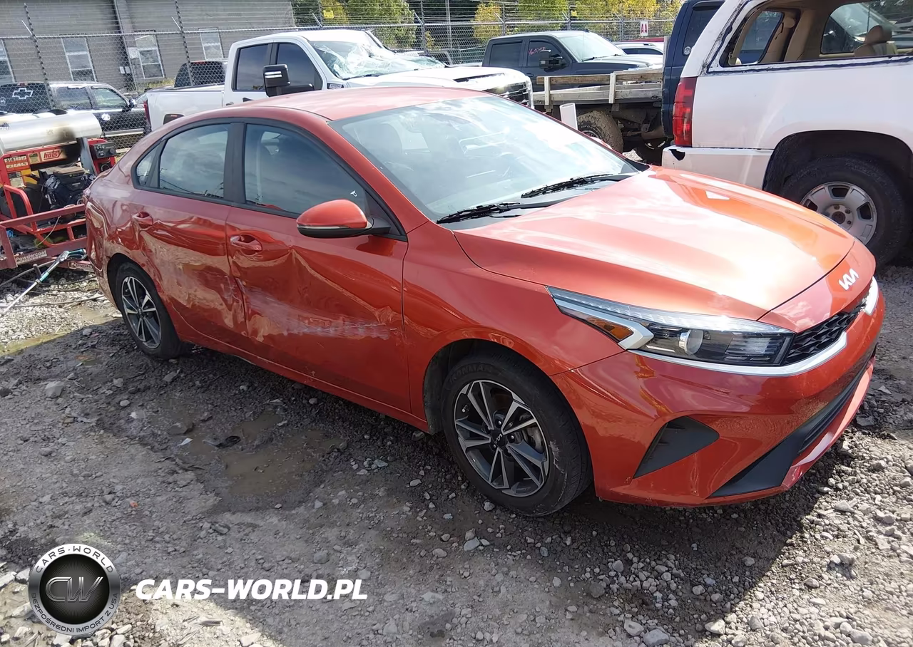 2023 Kia Forte Lxs