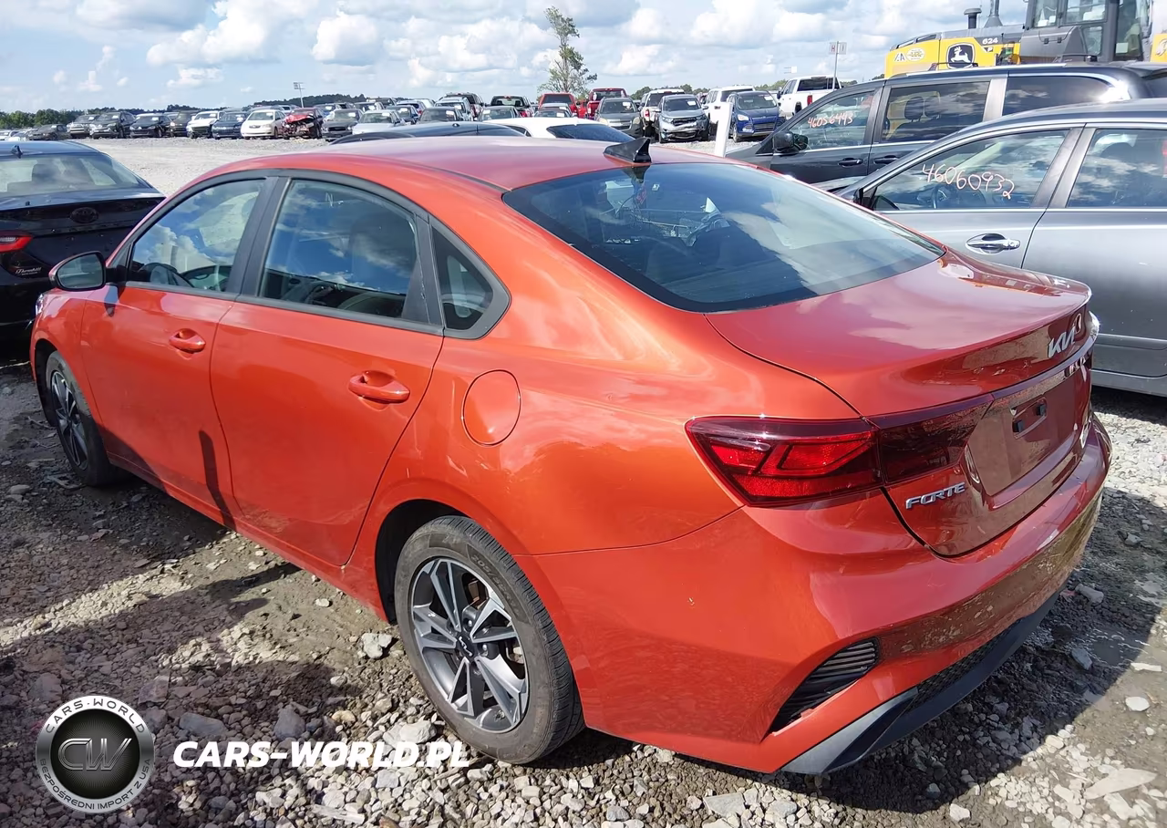2023 Kia Forte Lxs VIN:3KPF24AD9PE594084 - 3