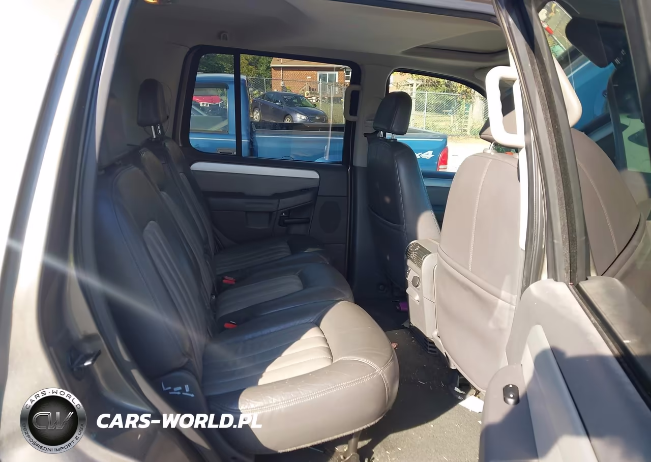 2002 Mercury Mountaineer VIN:4M2ZU86W12ZJ12398 - 8