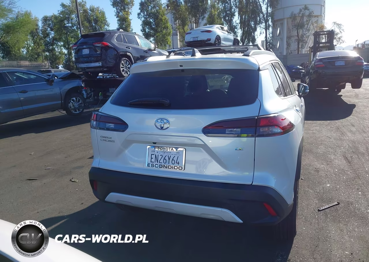 2026 Toyota Corolla Cross Le VIN:7MUBAAAG0TV183995 - 17