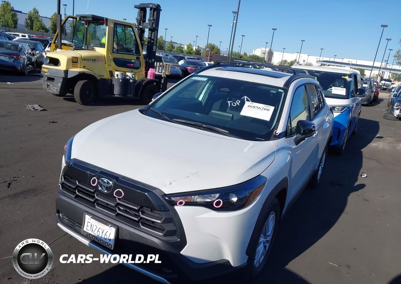 2026 Toyota Corolla Cross Le VIN:7MUBAAAG0TV183995 - 6