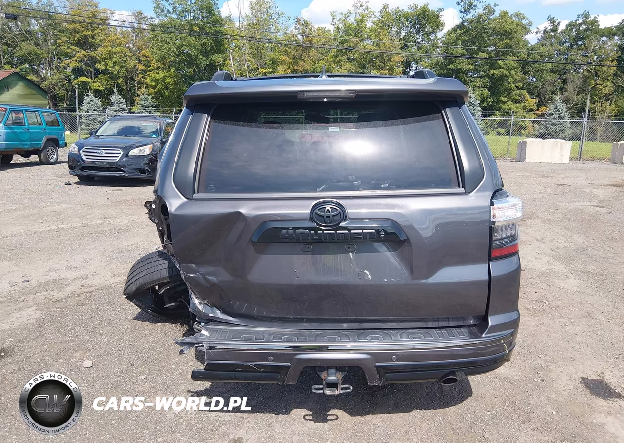 2019 Toyota 4Runner Limited Nightshade VIN:JTEBU5JR6K5718693 - 16