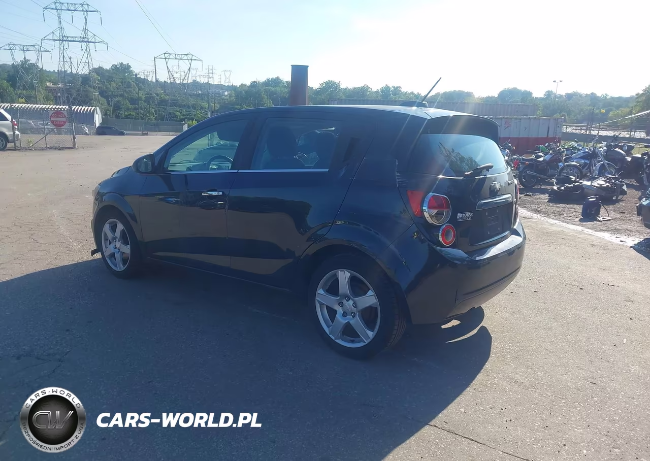 2015 Chevrolet Sonic Ltz Auto VIN:1G1JE6SB9F4203549 - 3