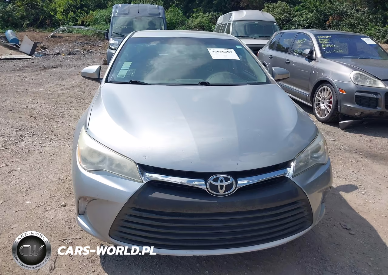2016 Toyota Camry Le VIN:4T1BF1FK1GU149361 - 12