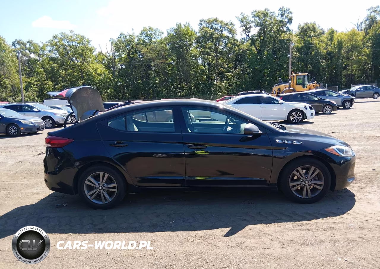 2017 Hyundai Elantra Se VIN:5NPD84LF9HH098929 - 13