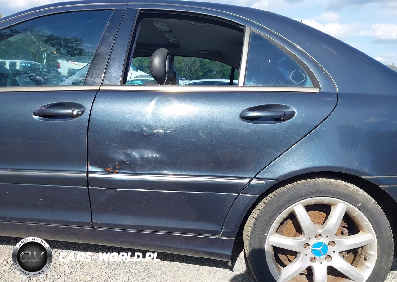 2003 Mercedes-Benz C 230 Kompressor Sport VIN:WDBRF40J23A482943 - 15