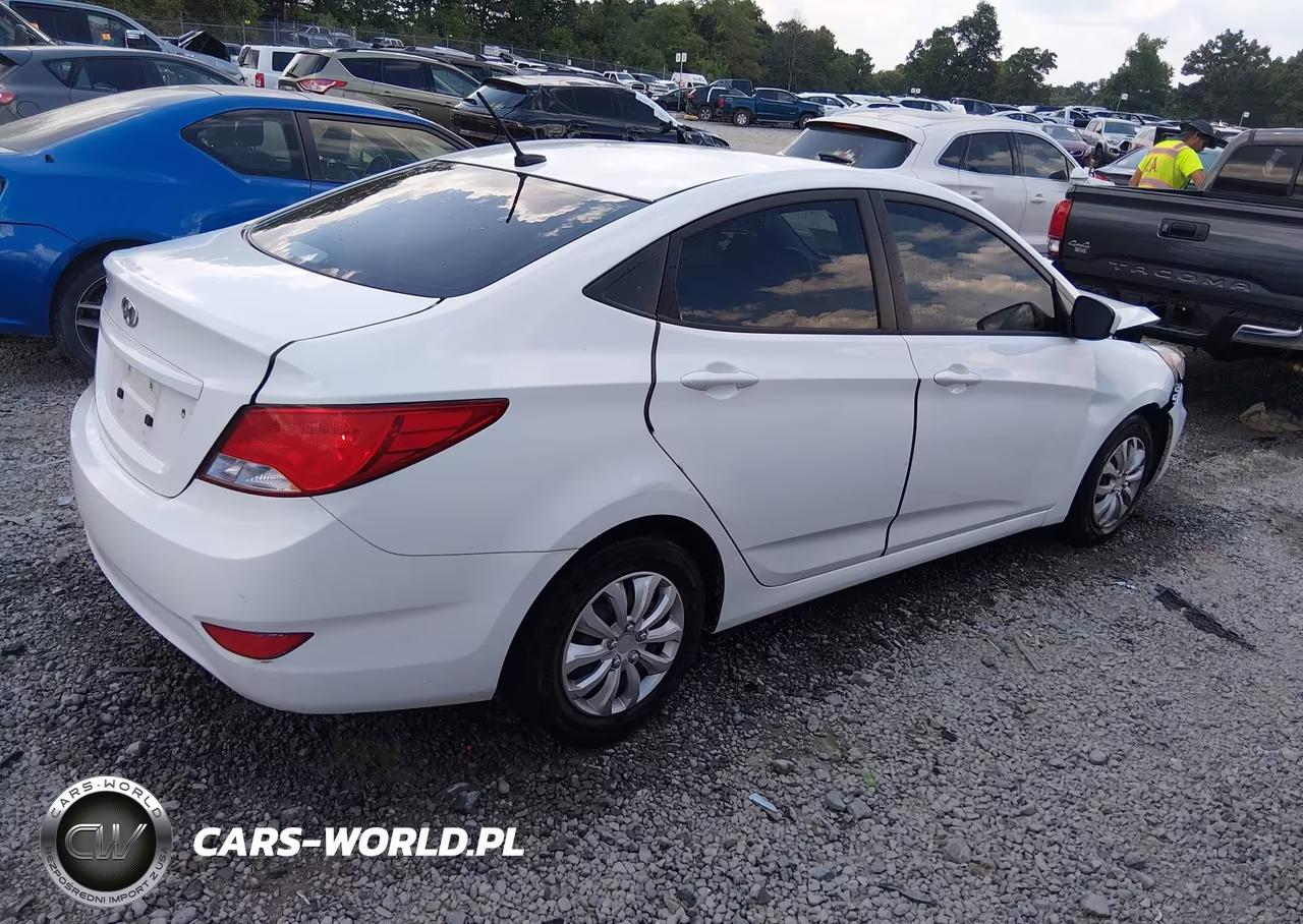 2015 Hyundai Accent Gls VIN:KMHCT4AE3FU806157 - 12