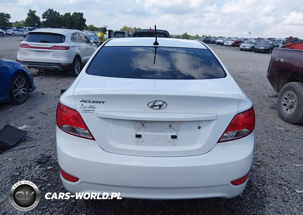 2015 Hyundai Accent Gls VIN:KMHCT4AE3FU806157 - 15