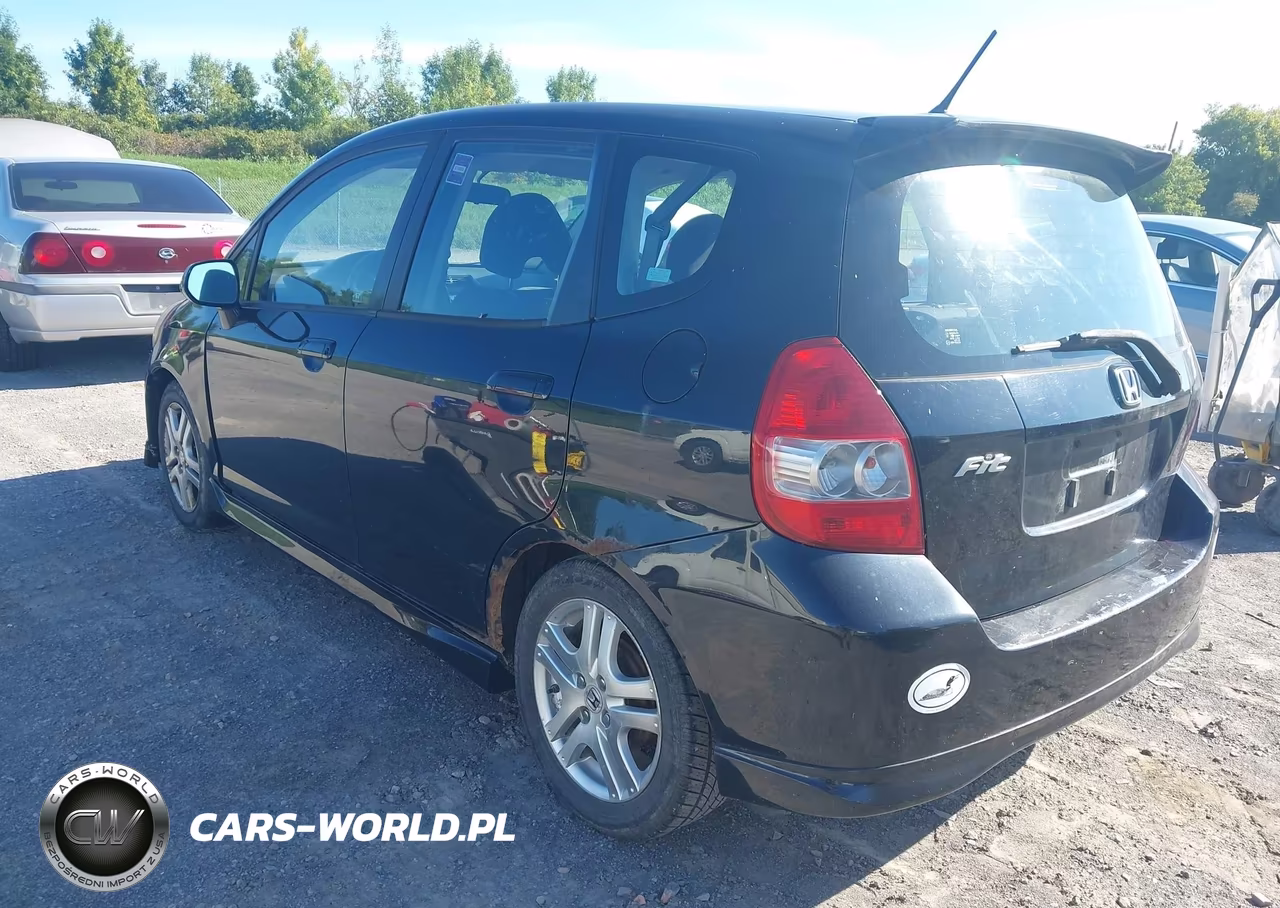 2008 Honda Fit Sport VIN:JHMGD38688S016409 - 3