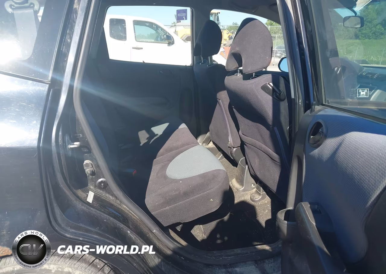 2008 Honda Fit Sport VIN:JHMGD38688S016409 - 8