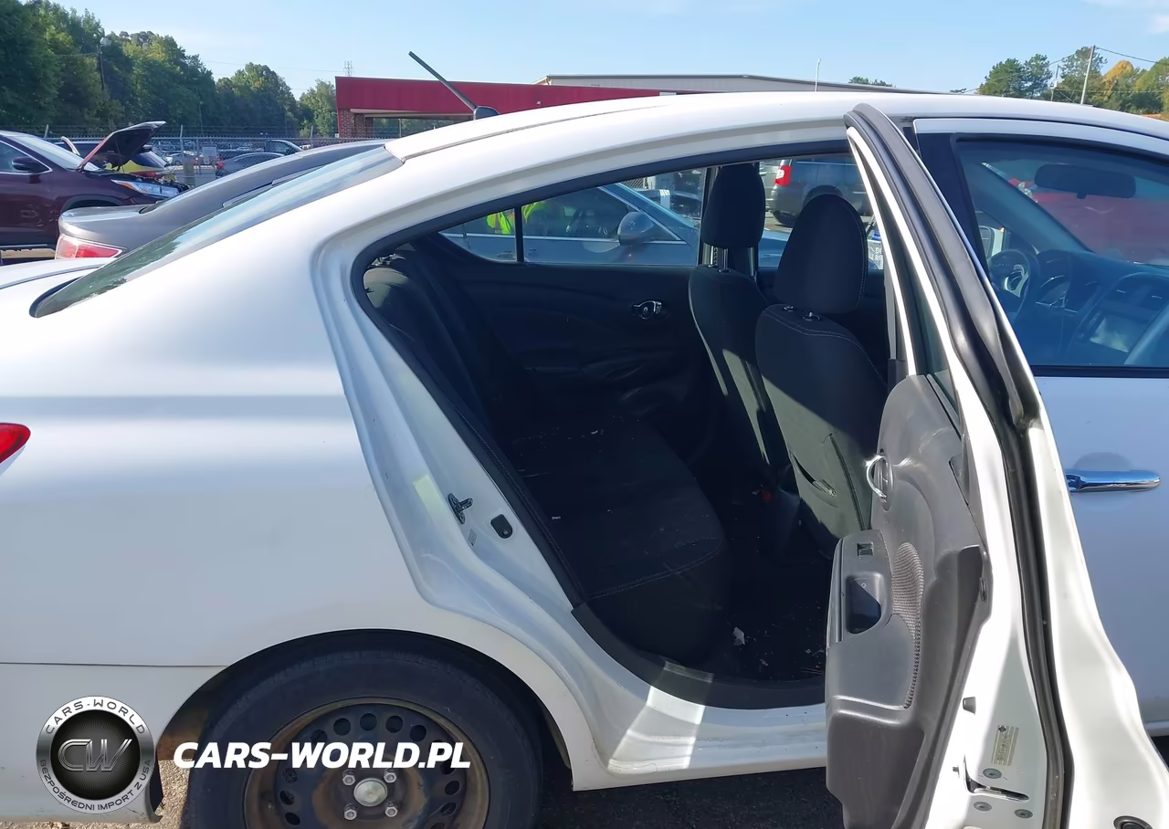 2018 Nissan Versa 1.6 Sv VIN:3N1CN7AP7JL879393 - 8