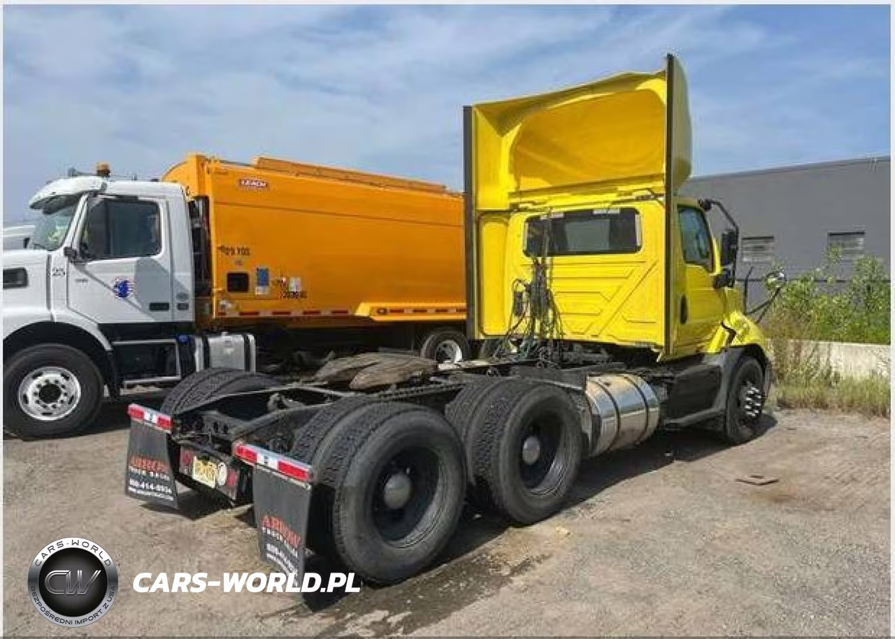 2020 International Rh VIN:3HSDWTZR9LN844981 - 4