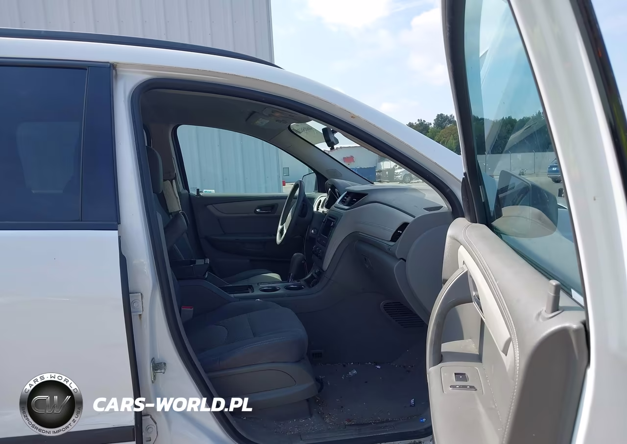 2016 Chevrolet Traverse Ls VIN:1GNKRFED6GJ180559 - 5