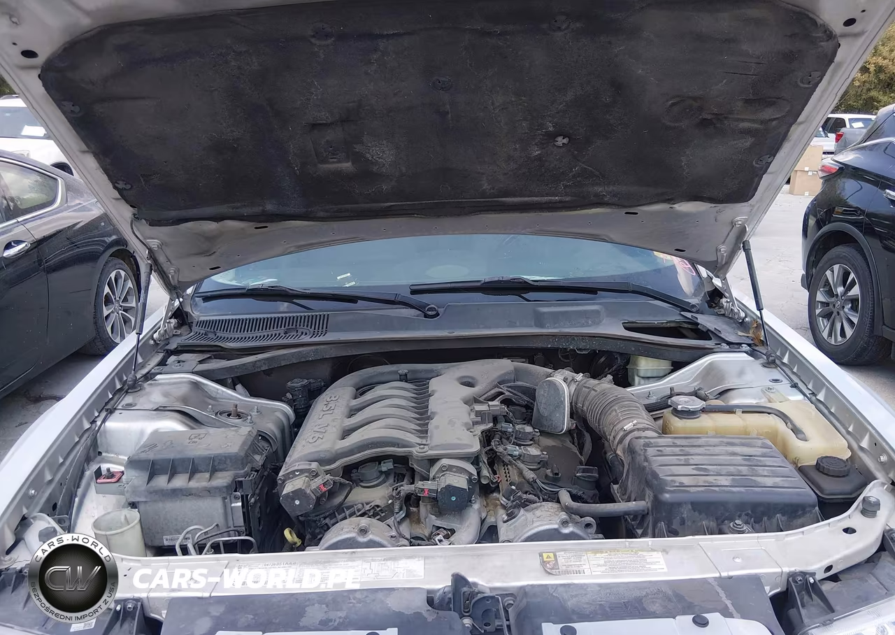 2007 Chrysler 300 Touring VIN:2C3KA53G57H883521 - 10