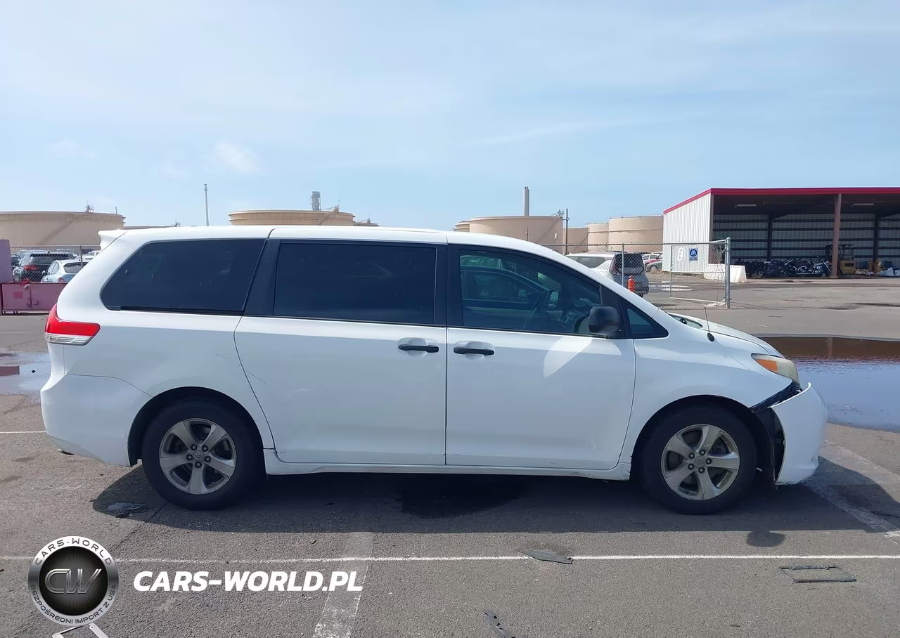 2013 Toyota Sienna L V6 7 Passenger VIN:5TDZK3DC6DS396946 - 14