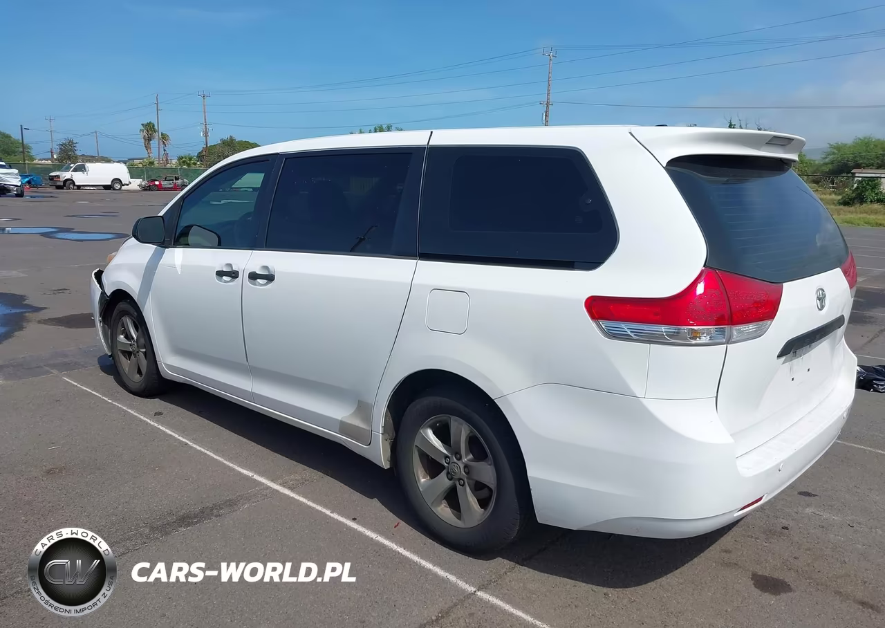 2013 Toyota Sienna L V6 7 Passenger VIN:5TDZK3DC6DS396946 - 3