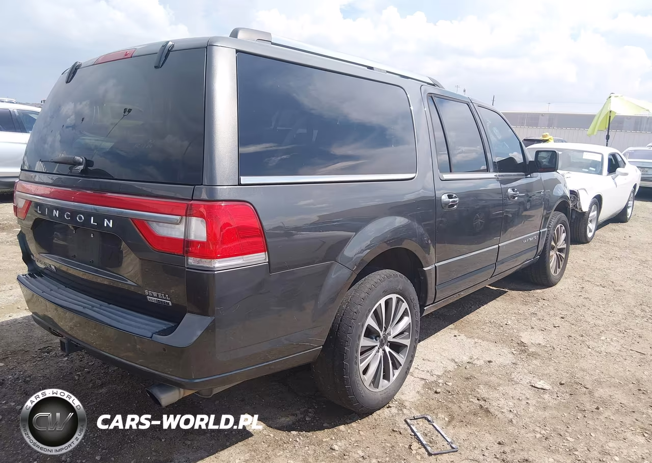 2016 Lincoln Navigator L Select VIN:5LMJJ3JT3GEL05834 - 4