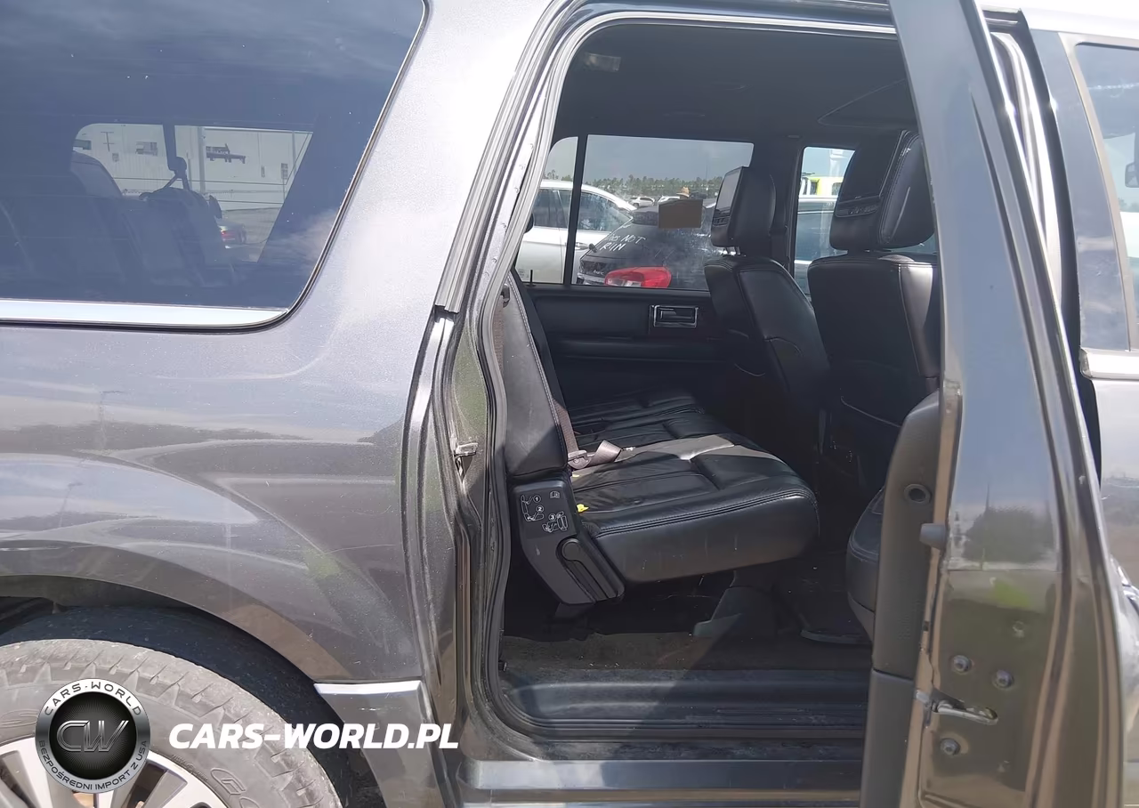 2016 Lincoln Navigator L Select VIN:5LMJJ3JT3GEL05834 - 8