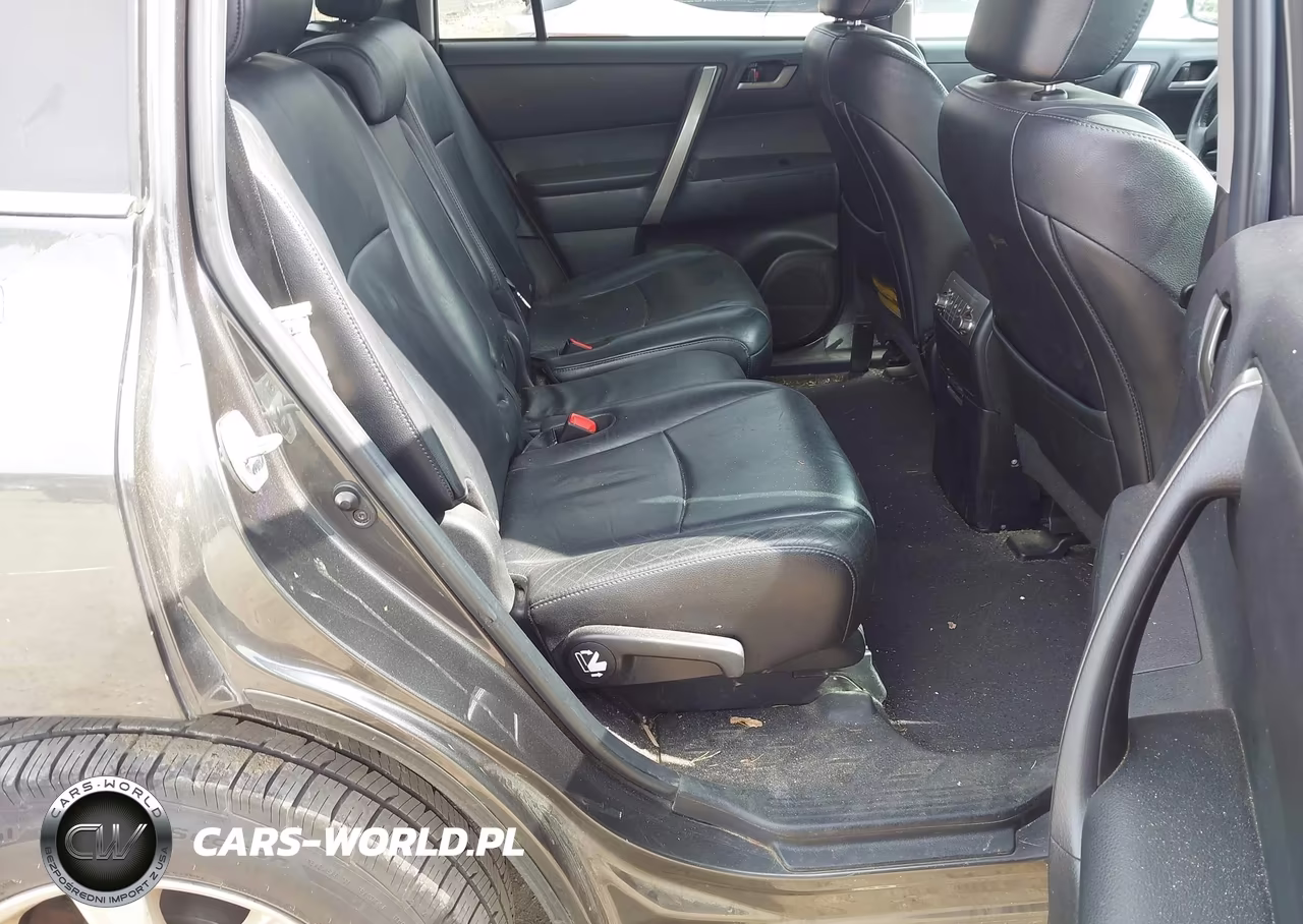 2013 Toyota Highlander Se V6 VIN:5TDBK3EHXDS253087 - 8
