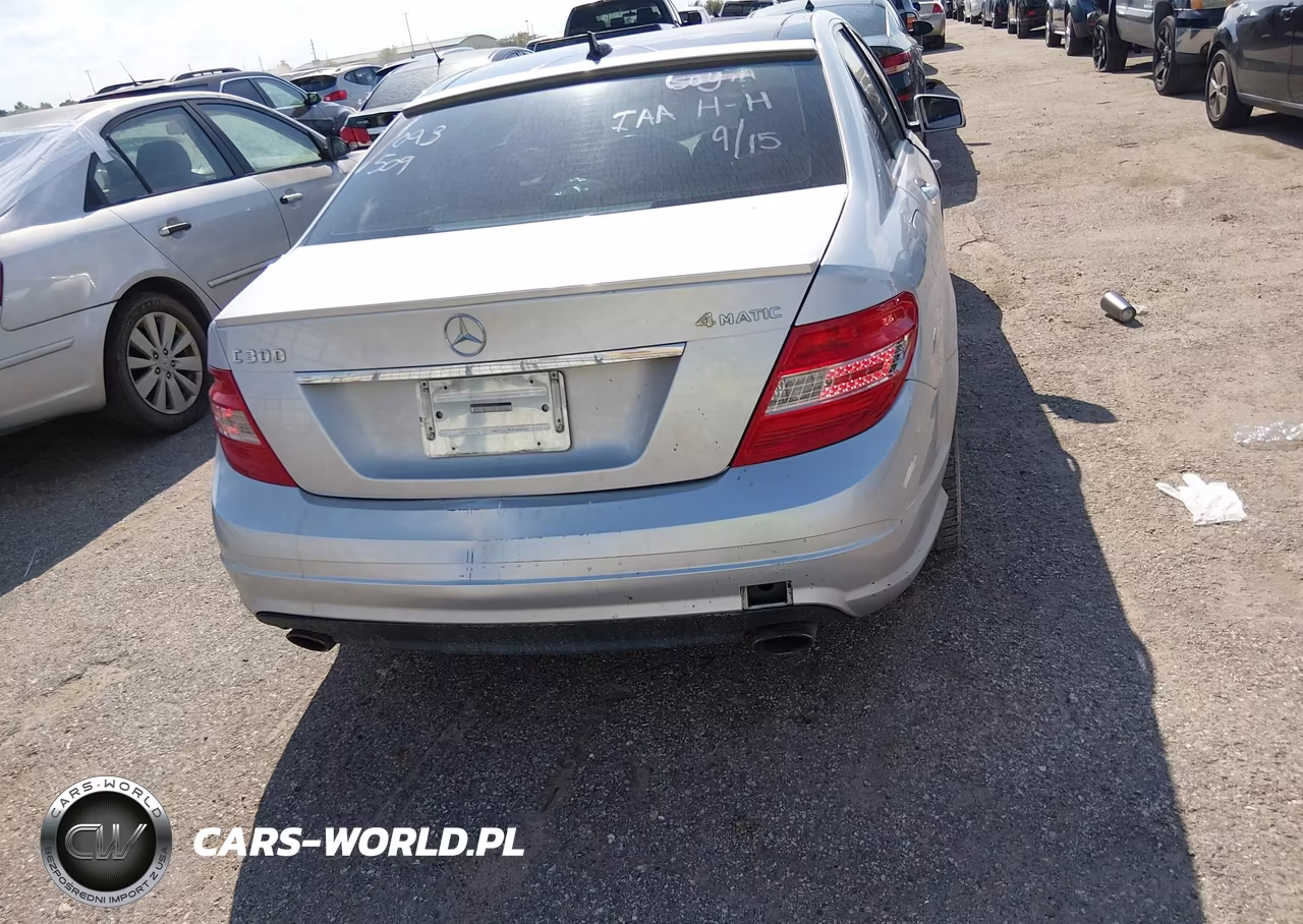 2010 Mercedes-Benz C 300 Luxury 4Matic-Sport 4Matic VIN:WDDGF8BBXAR093509 - 15