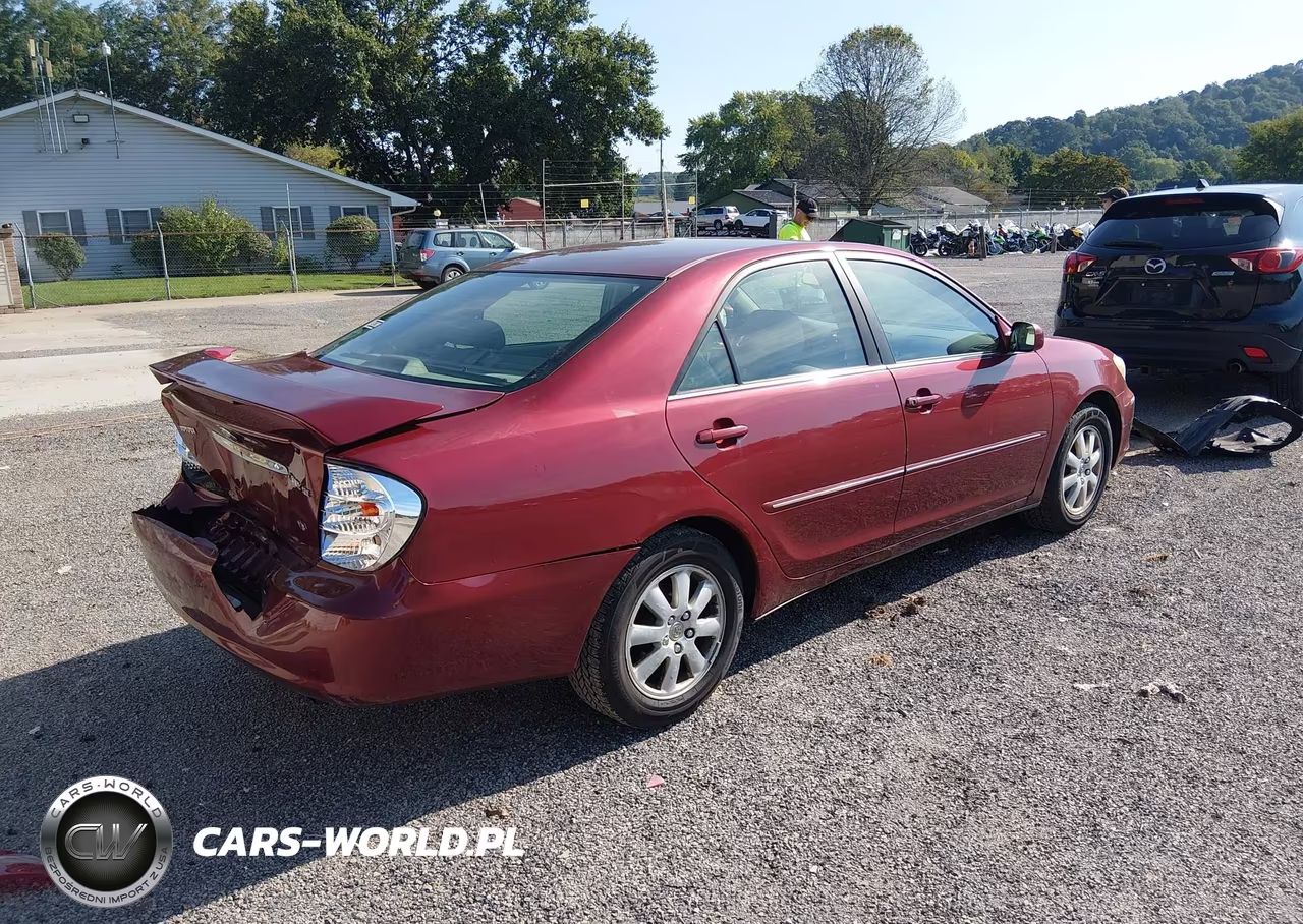2003 Toyota Camry Xle V6 VIN:4T1BF30K33U043606 - 4