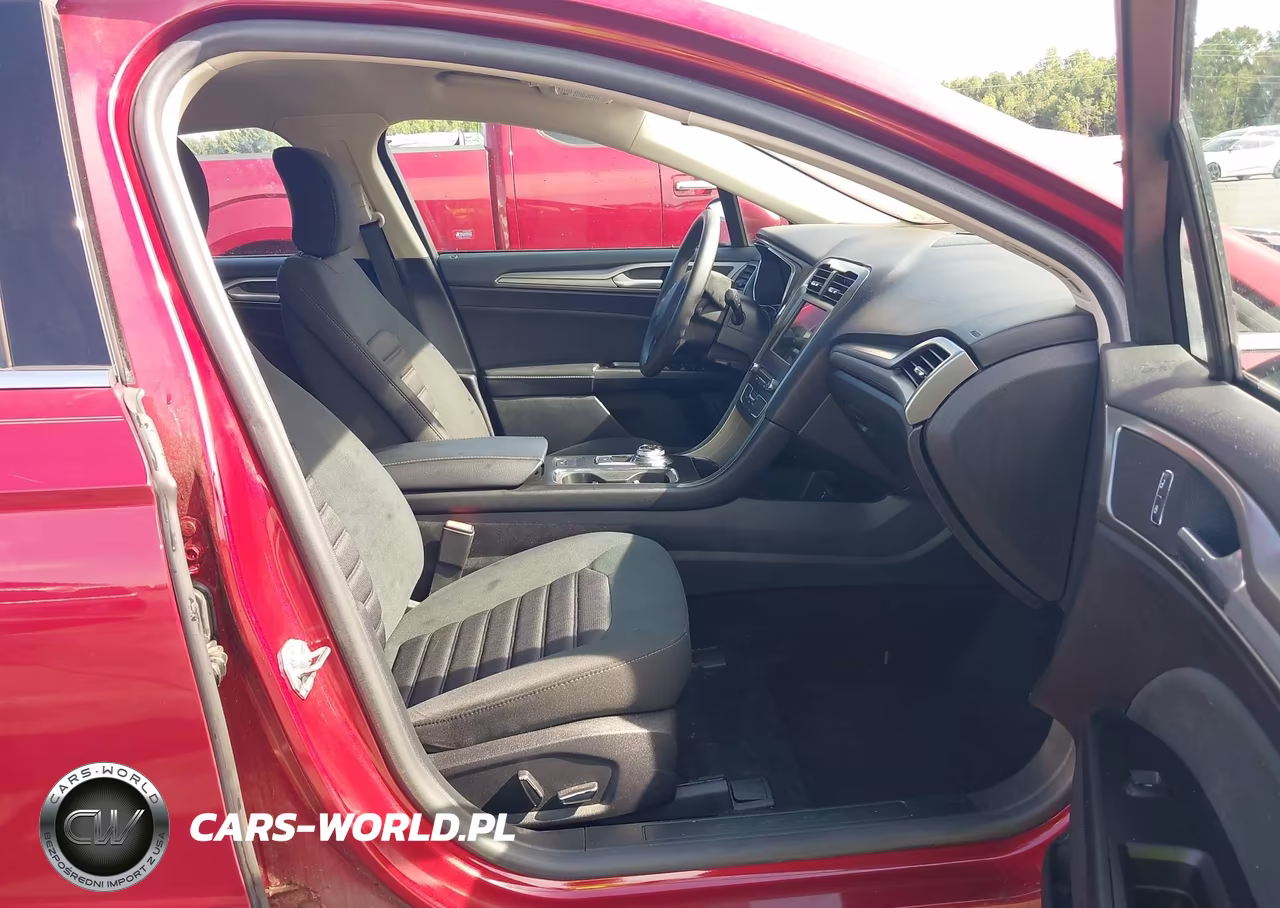 2017 Ford Fusion Se VIN:3FA6P0H71HR309114 - 5