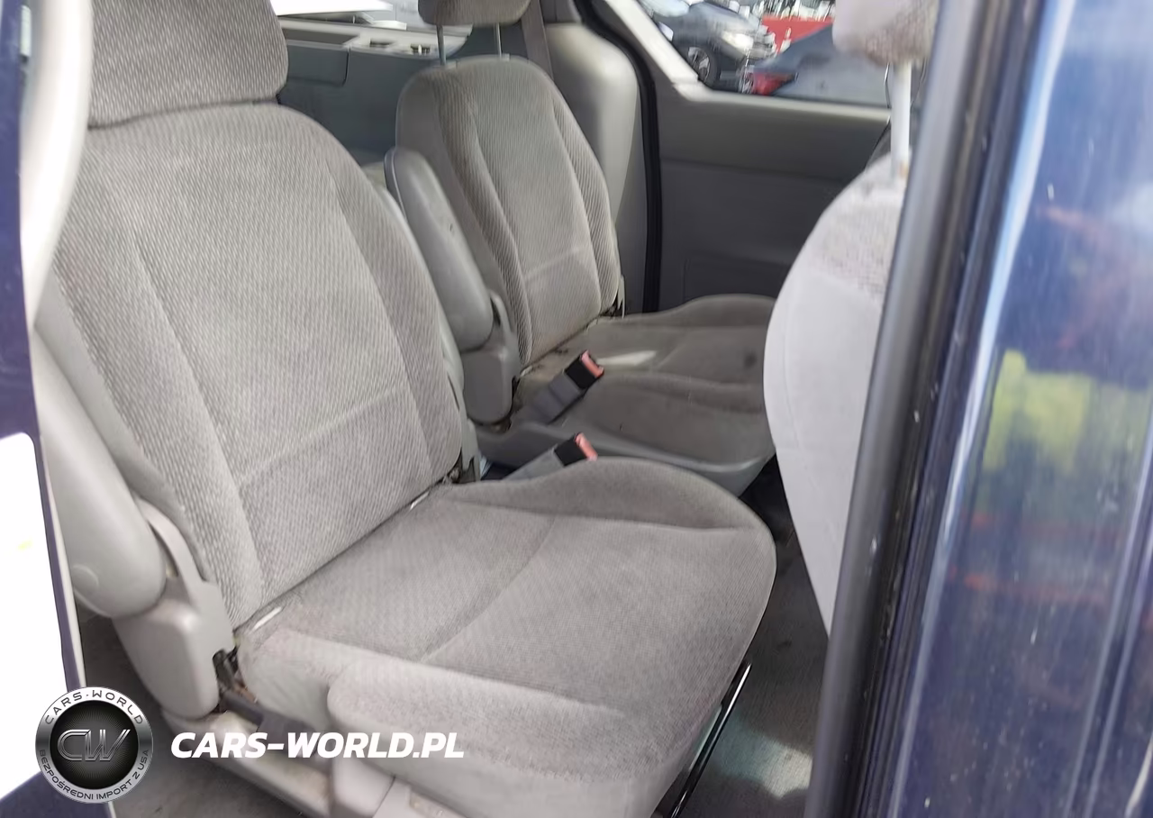 2002 Ford Windstar Se VIN:2FMZA52412BA98261 - 8