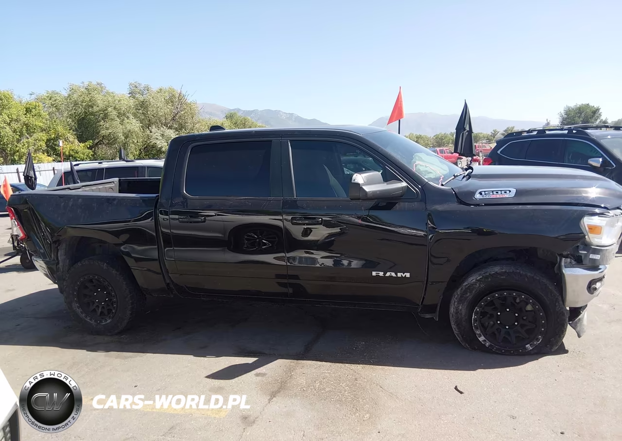 2021 Ram 1500 Big Horn 4X4 5'7 Box VIN:1C6SRFFM2MN740399 - 13