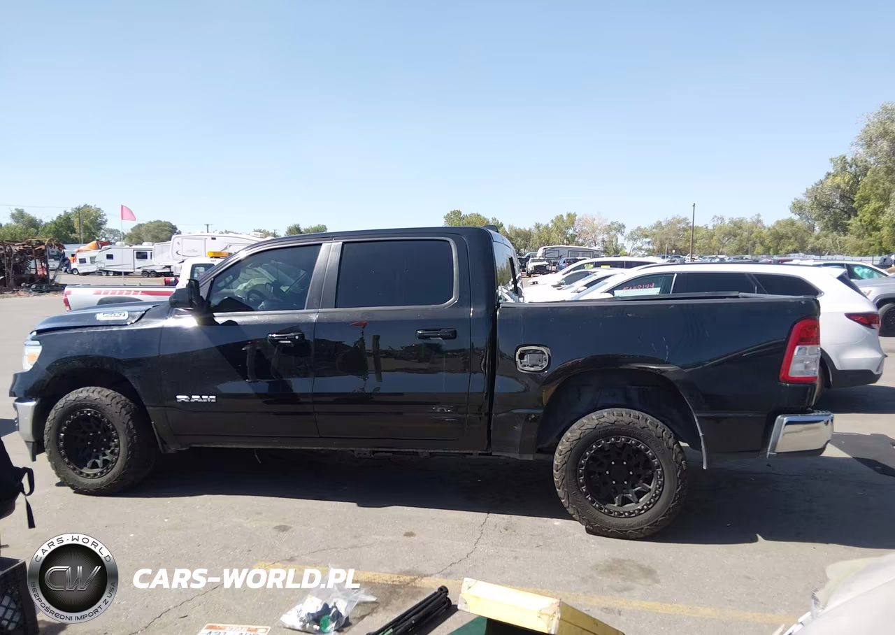 2021 Ram 1500 Big Horn 4X4 5'7 Box VIN:1C6SRFFM2MN740399 - 14