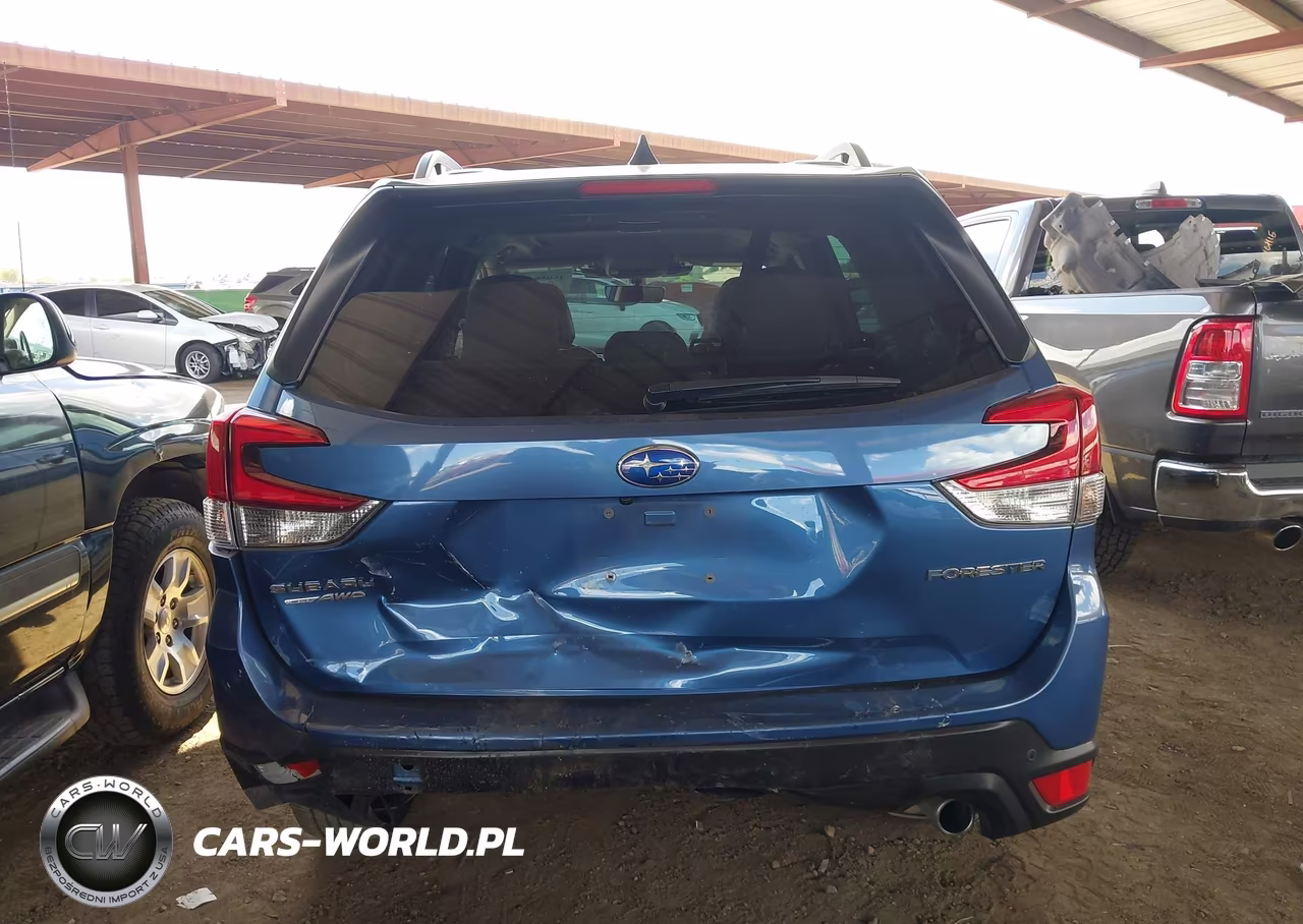 2024 Subaru Forester Limited VIN:JF2SKALC3RH404389 - 16