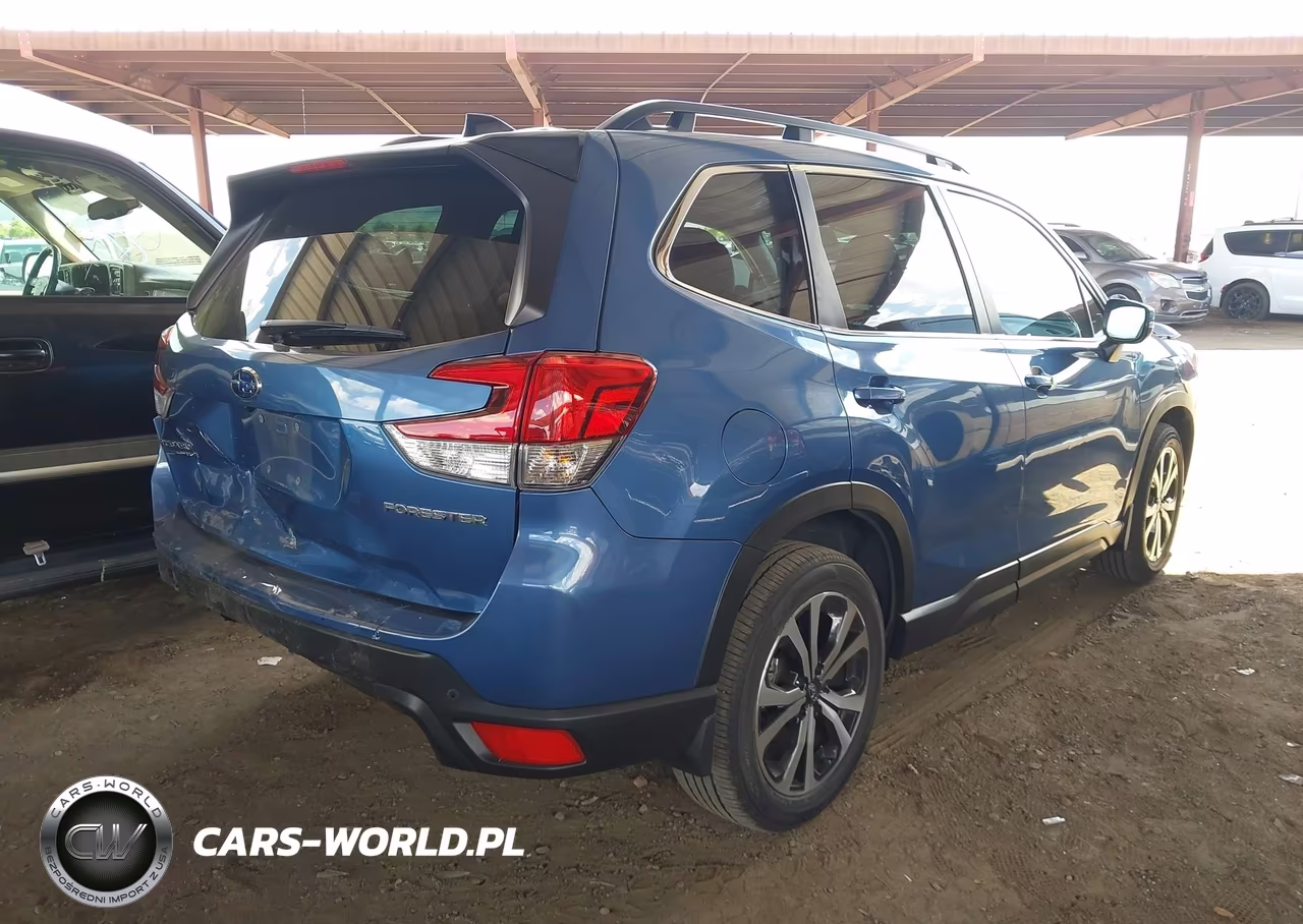 2024 Subaru Forester Limited VIN:JF2SKALC3RH404389 - 4