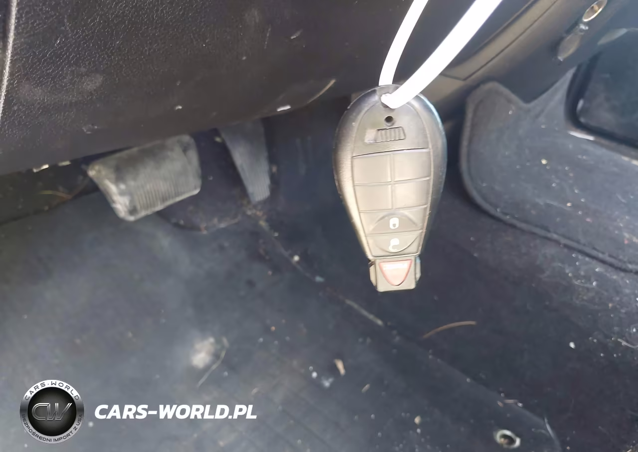 2019 Ram 1500 Classic Tradesman VIN:1C6RR7FTXKS502066 - 11