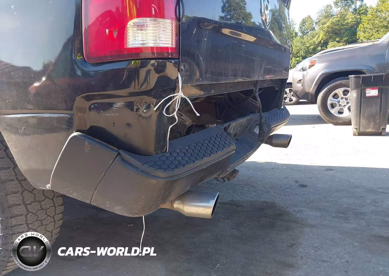 2019 Ram 1500 Classic Tradesman VIN:1C6RR7FTXKS502066 - 18