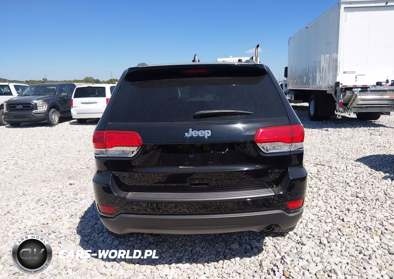 2019 Jeep Grand Cherokee Laredo E 4X4 VIN:1C4RJFAG7KC807510 - 16