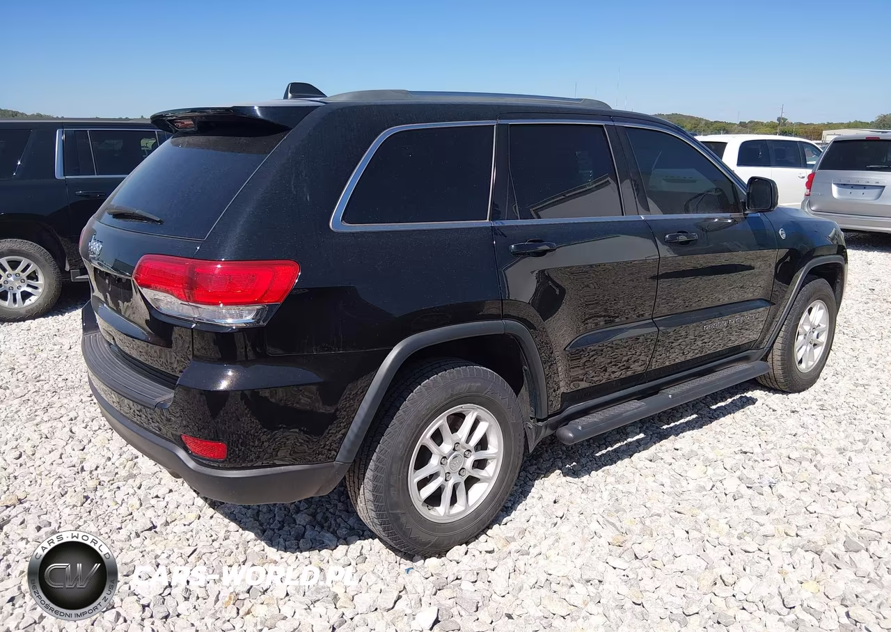 2019 Jeep Grand Cherokee Laredo E 4X4 VIN:1C4RJFAG7KC807510 - 4