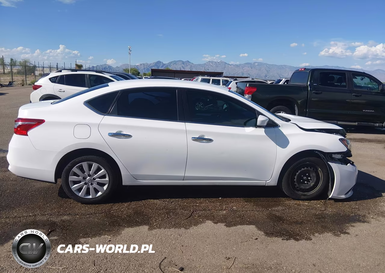 2017 Nissan Sentra S VIN:3N1AB7AP3HY289771 - 13