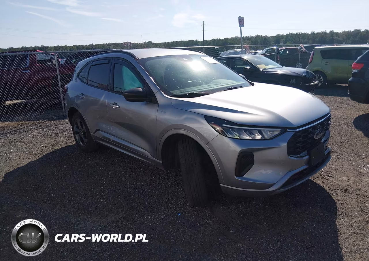 2024 Ford Escape St-Line – zdjęcie 1 z 16