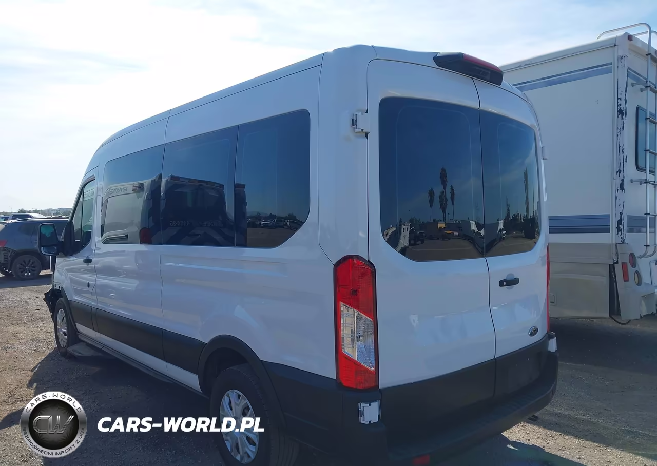 2023 Ford Transit-150 VIN:1FTYE1C89PKB32216 - 3