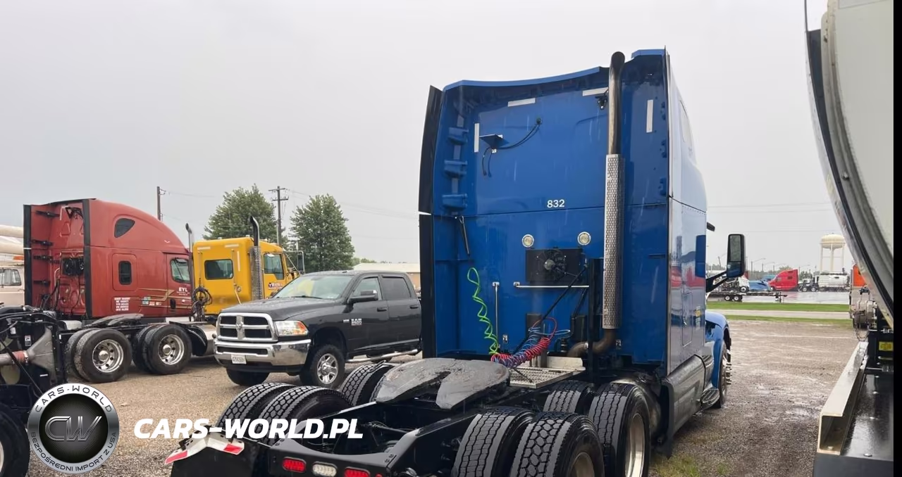 2020 Peterbilt 579 VIN:1XPBDP9X8LD650650 - 4