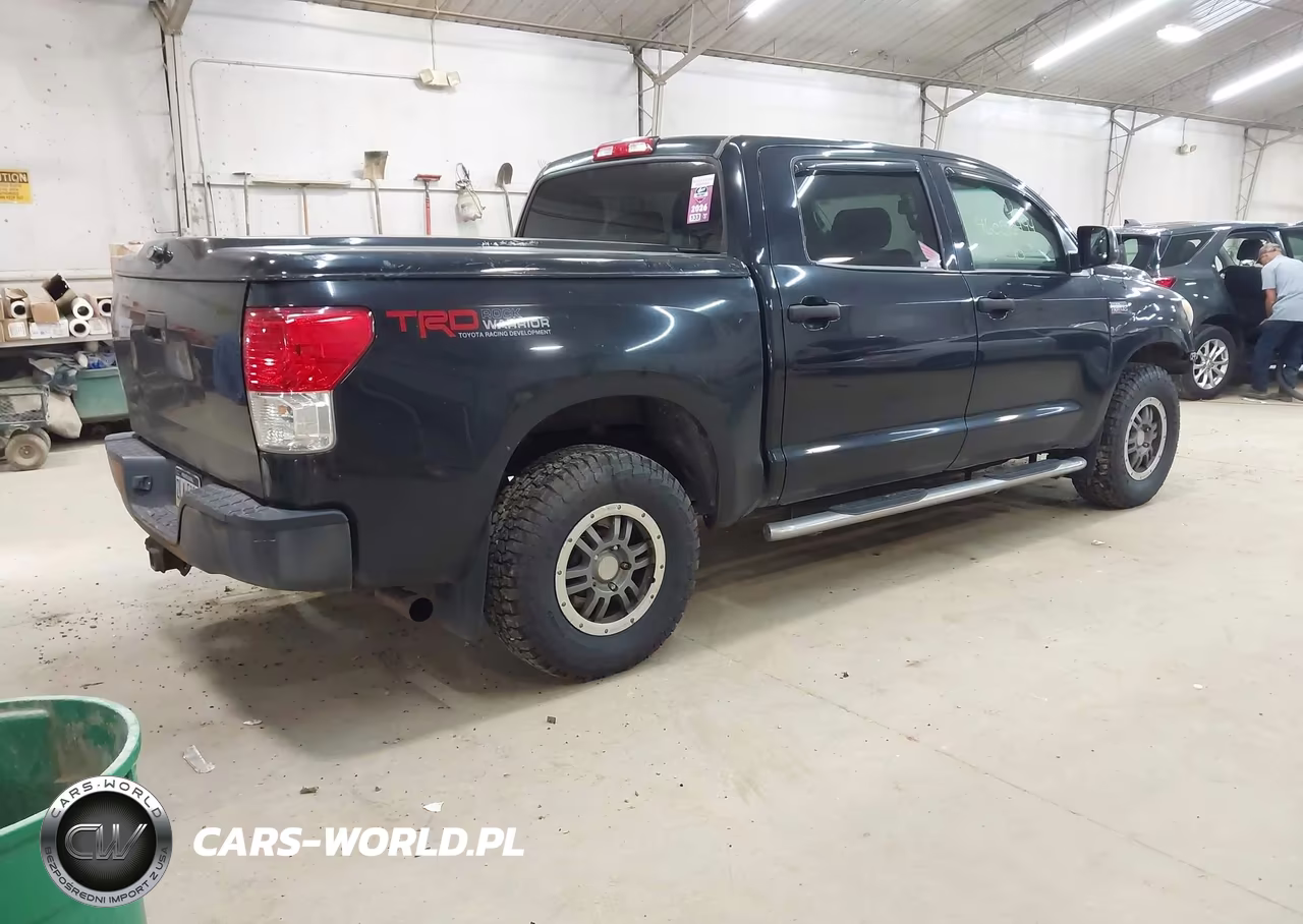 2010 Toyota Tundra Grade 5.7L V8 VIN:5TFDY5F11AX146715 - 4