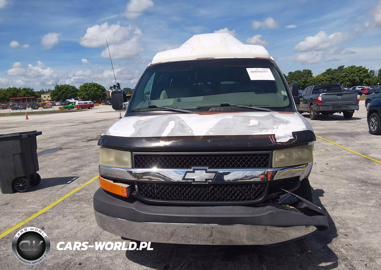 2003 Chevrolet Express Upfitter VIN:1GBFG15TX31137870 - 12
