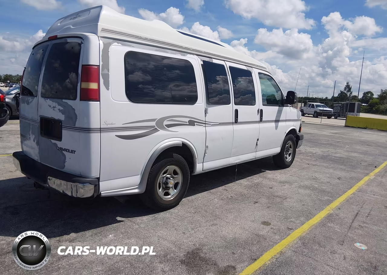 2003 Chevrolet Express Upfitter VIN:1GBFG15TX31137870 - 4