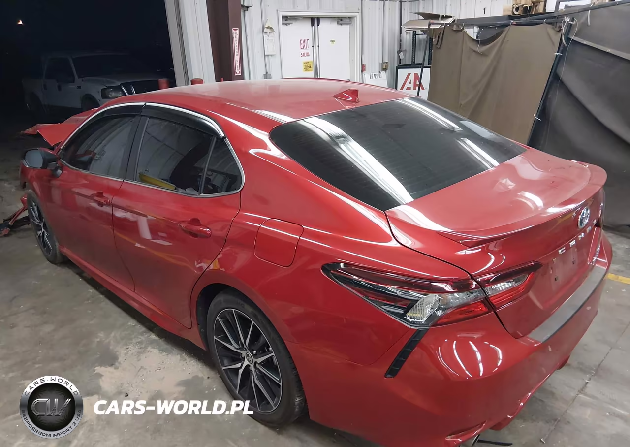 2023 Toyota Camry Se Hybrid VIN:4T1G31AK6PU055613 - 3